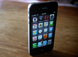 iPhone 4S już w przedsprzedaży w Polsce