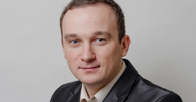 Łukasz Iwanek, Internetica
