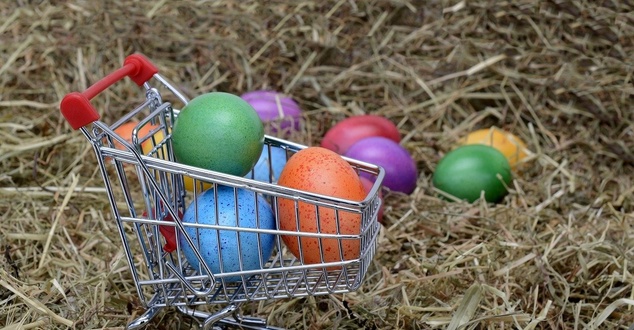 Wielkanoc, zakupy, jajka, fot. anncapictures, pixabay