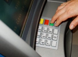 mBank wprowadza opłaty za karty debetowe