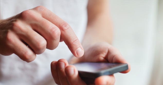 UKE: Mniej kart SIM i mniej SMS-ów