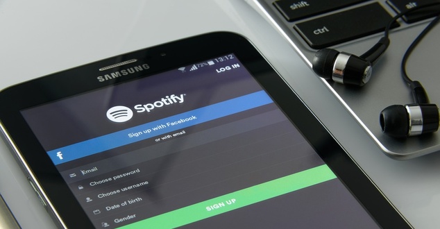 Fot.: PhotoMIX-Company, Pixabay - spotify, podcast, platforma streamingowa