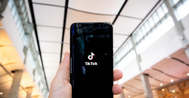 Luka w zabezpieczeniach aplikacji TikTok. Umożliwiała wykradanie danych osobowych