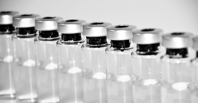 szczepienia, COVID-19, wirus, szpital, fot. ulleo, pixabay