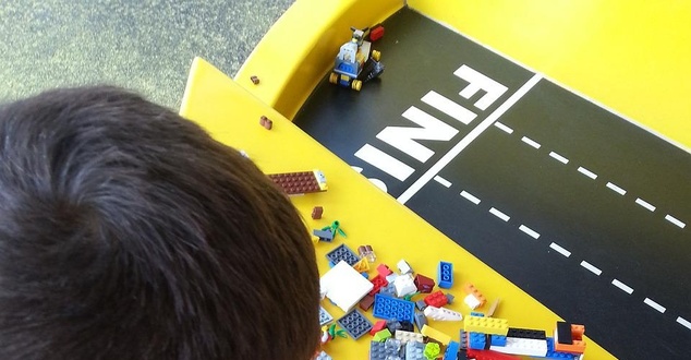 LEGO prezentuje wyniki badania i promuje zabawę z dziećmi [infografika]
