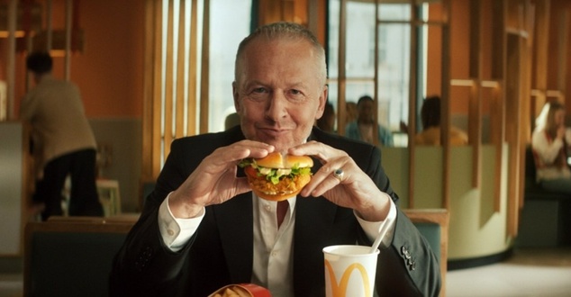 Bogusław Linda w nowej kampanii McDonald's odkrywa ukryte talenty