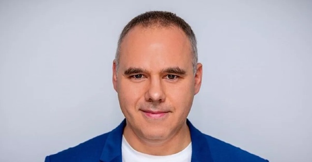 Piotr Hołownia jako Dyrektor Działu Technologii i Transformacji Cyfrowej w firmie Wedel