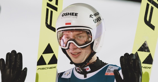 Kacper Tomasiak wspierany przez Oshee. Marka nawiązała współpracę ze skoczkiem narciarskim